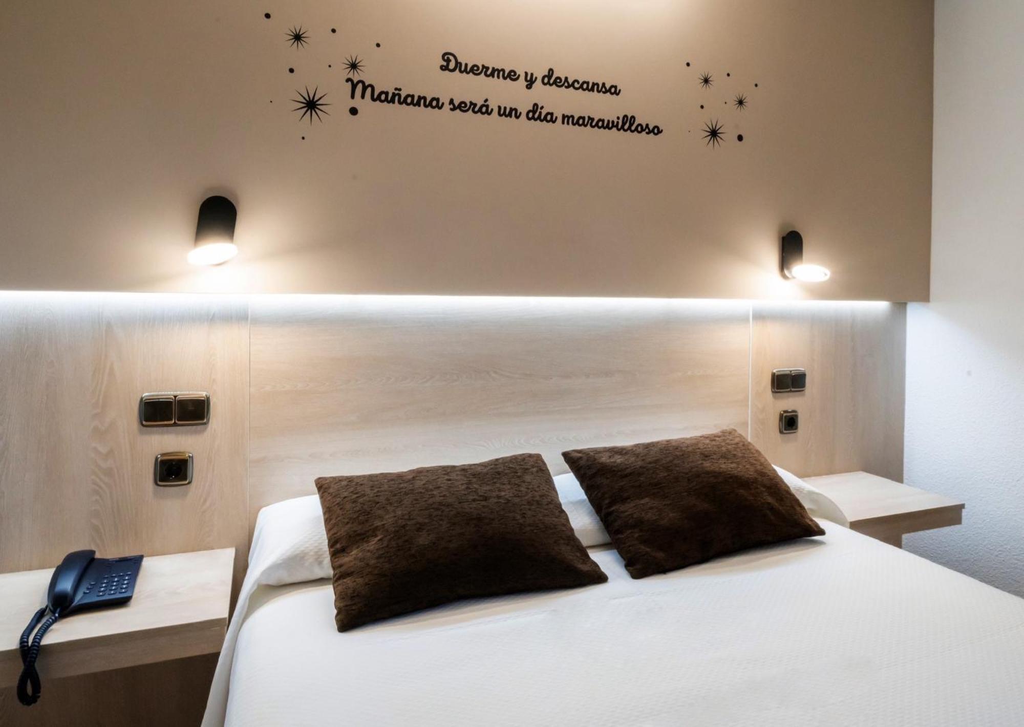 Hotel Mozarbez Salamanca Buitenkant foto
