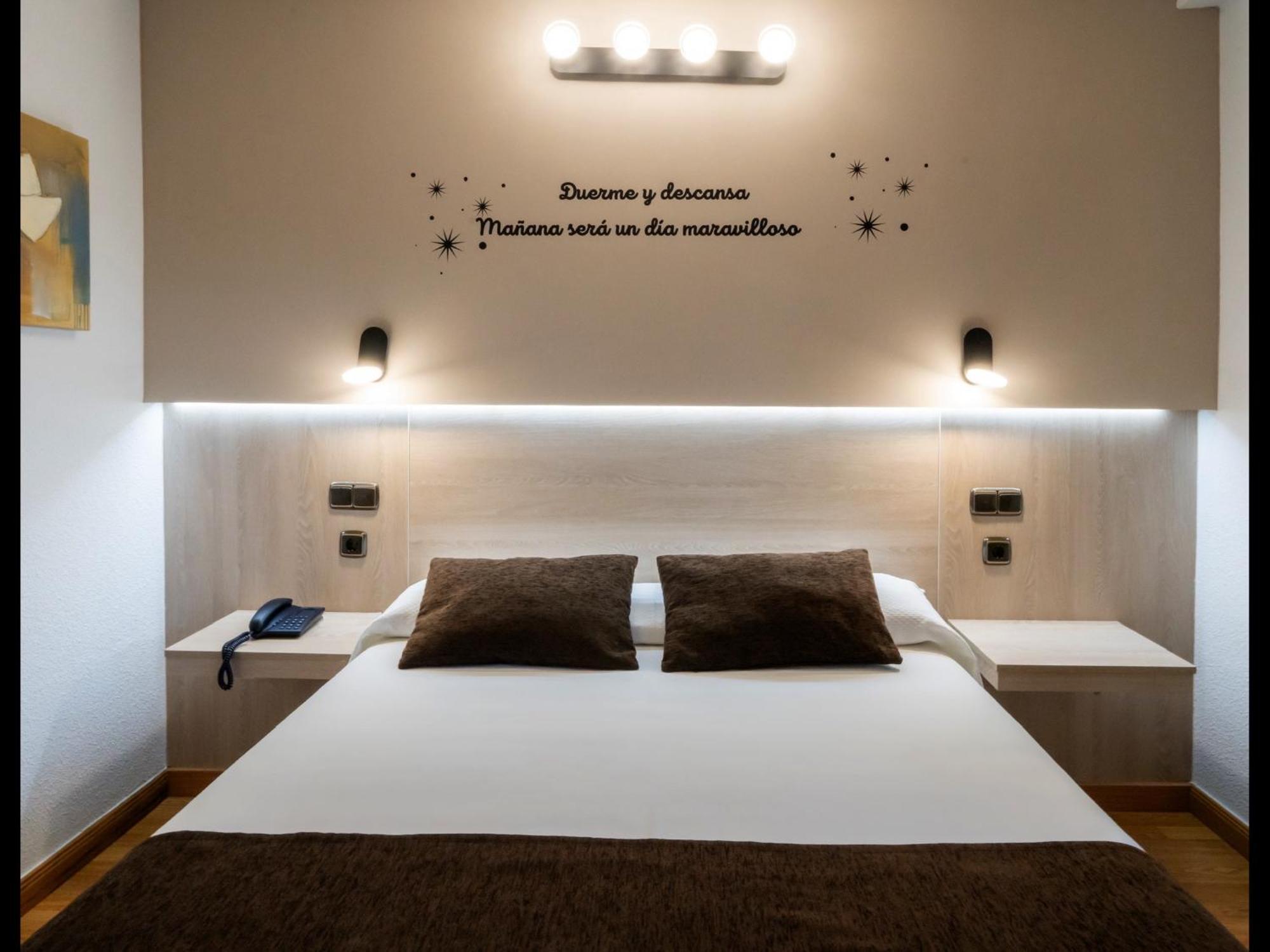 Hotel Mozarbez Salamanca Buitenkant foto
