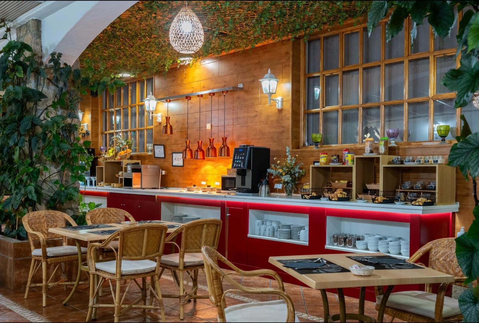 Hotel Mozarbez Salamanca Buitenkant foto
