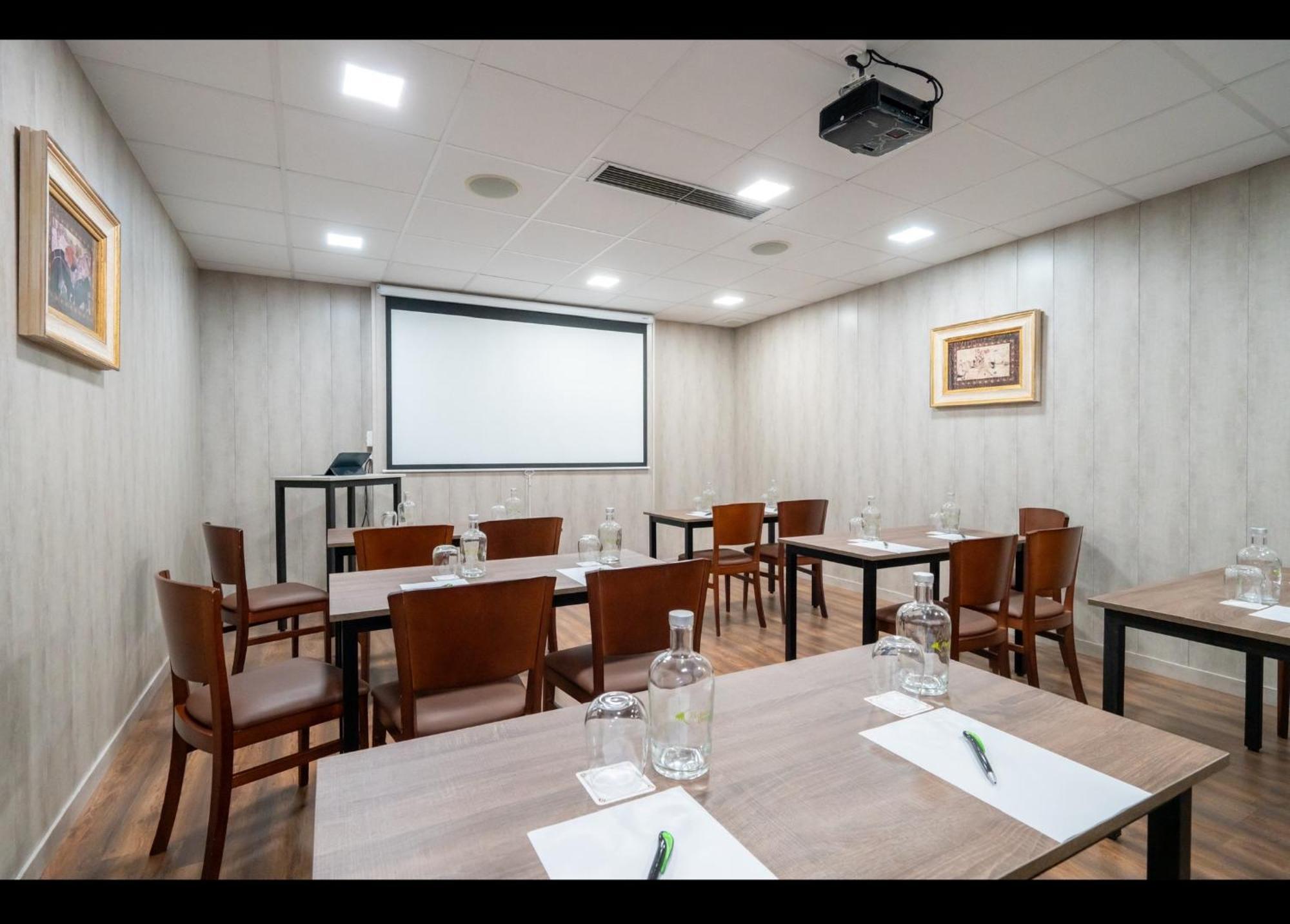 Hotel Mozarbez Salamanca Buitenkant foto
