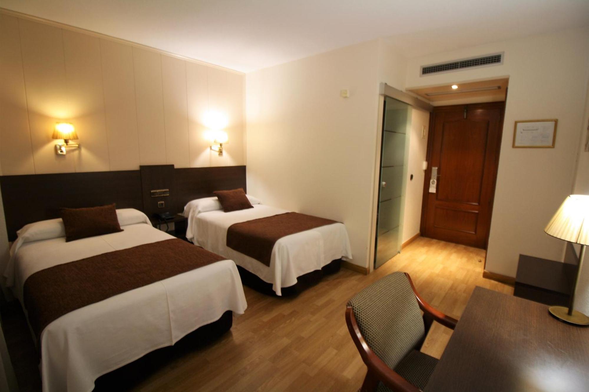 Hotel Mozarbez Salamanca Buitenkant foto